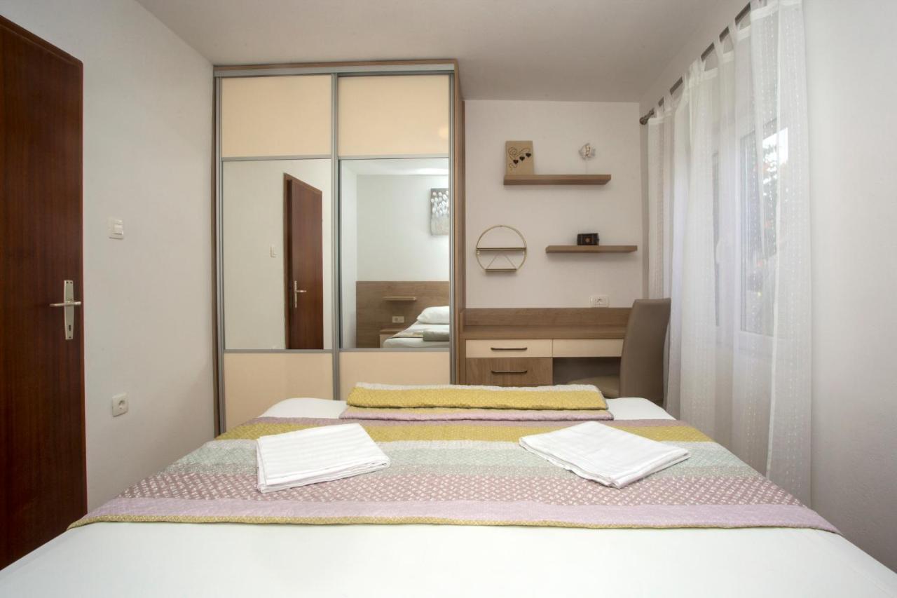 Apartments Lucija Ražanj Exterior foto