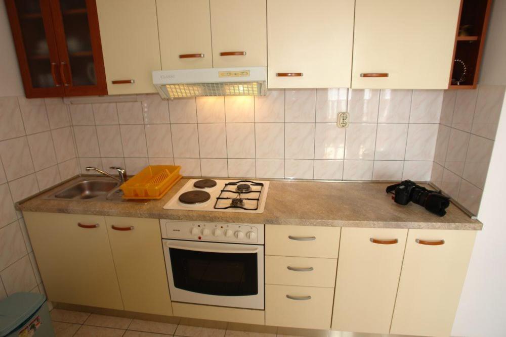 Apartments Lucija Ražanj Quarto foto