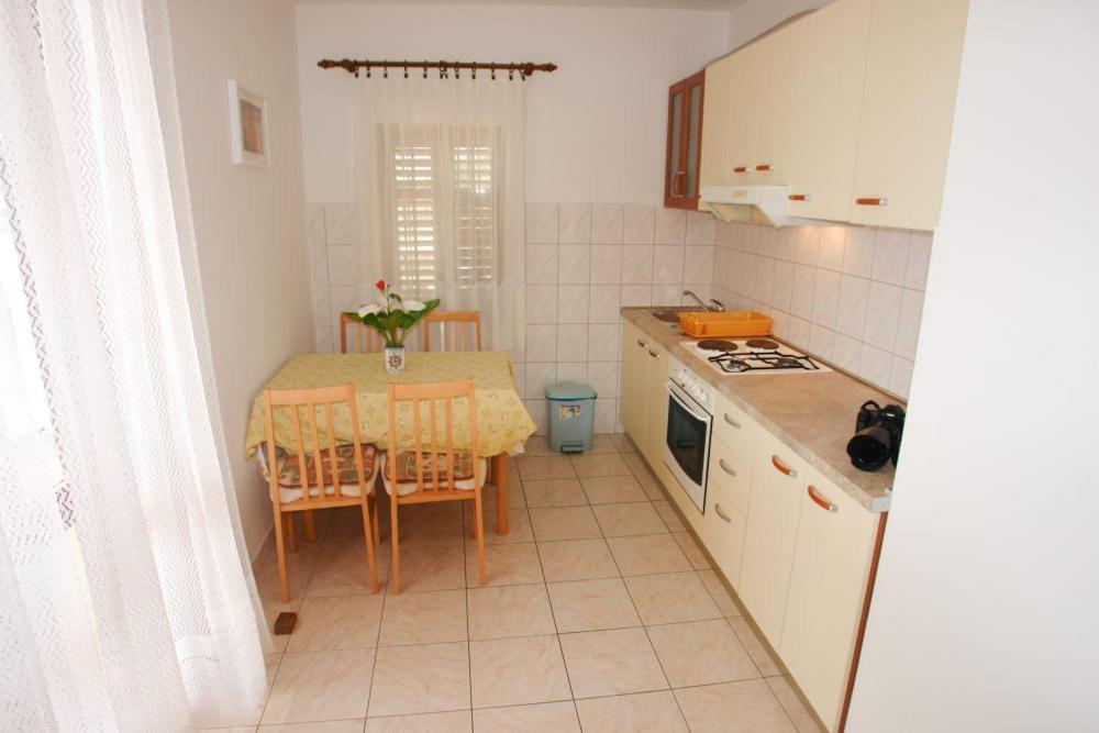 Apartments Lucija Ražanj Quarto foto